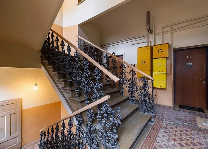 3-Bedroom - 51 Dietla Street
